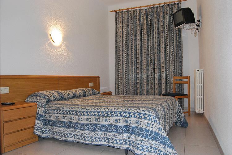 Hostal Gran Sol Llança Екстериор снимка
